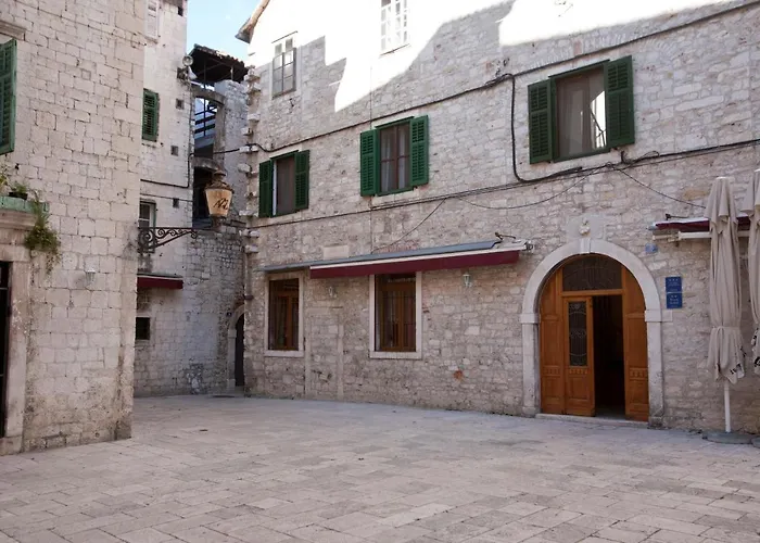 Borna And Franko Centre Apartment