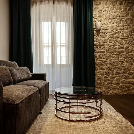 Apartment Borna And Franko Centre *