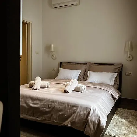 Borna And Franko Centre Apartment Split